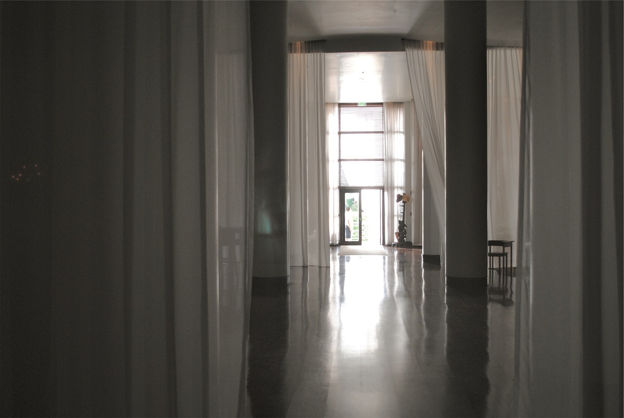 Curtains 2624471 1280